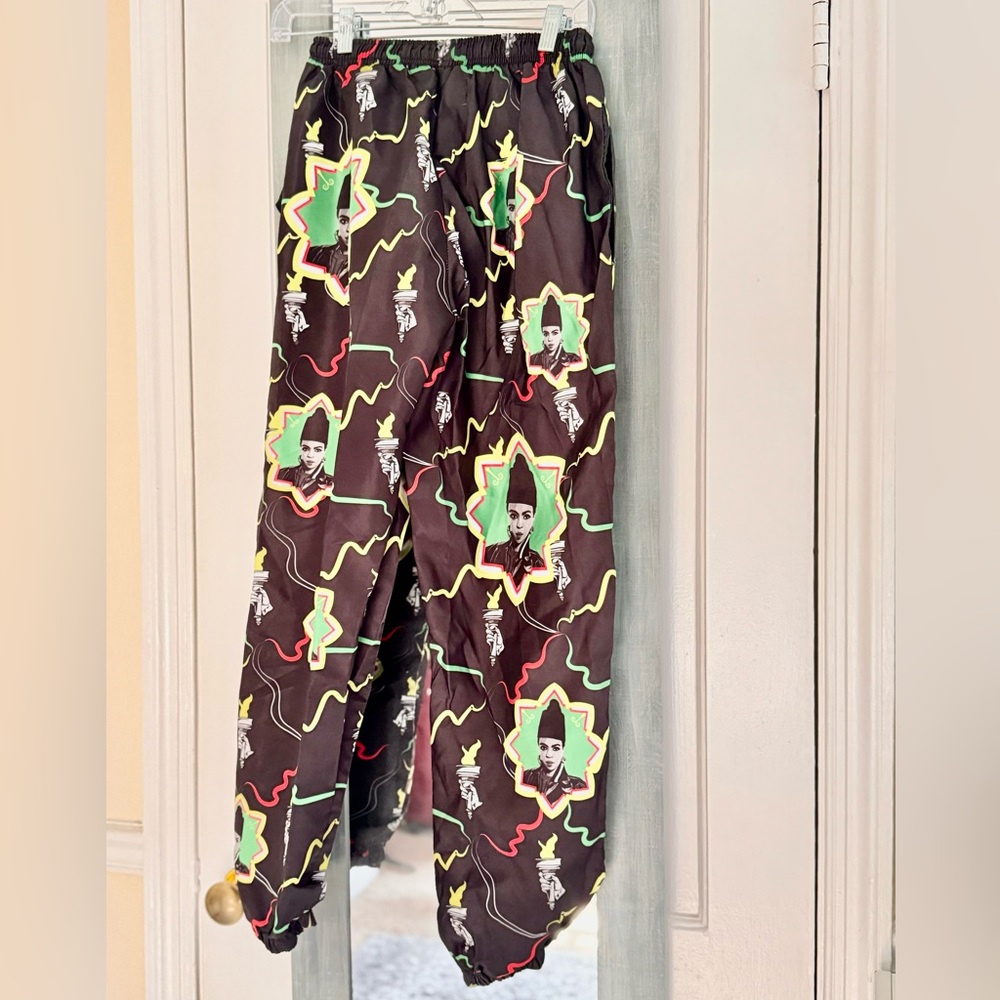 Melody Eshani Pants - Picture 3 of 6